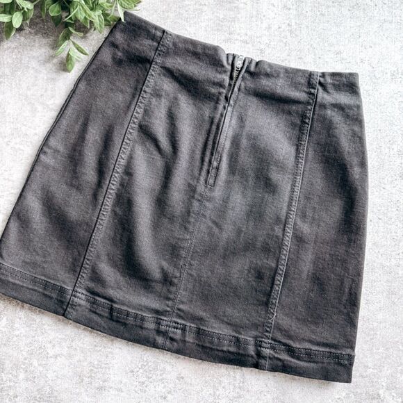 Wild Fable Black Mini Skirt Size 2 - Picture 5 of 5